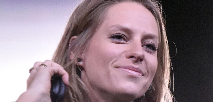 Nora En Pure